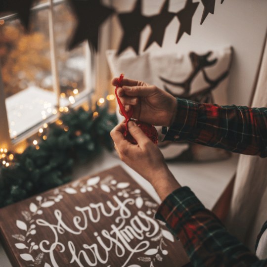 Weihnachtsdeko ohne Bohren befestigen